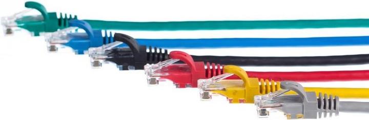 Produktbild Netrack BZPAT15UY patch cable RJ45, snagless boot, Cat 5e UTP, 15m yelow (U/UTP, CAT5e, 15 m)