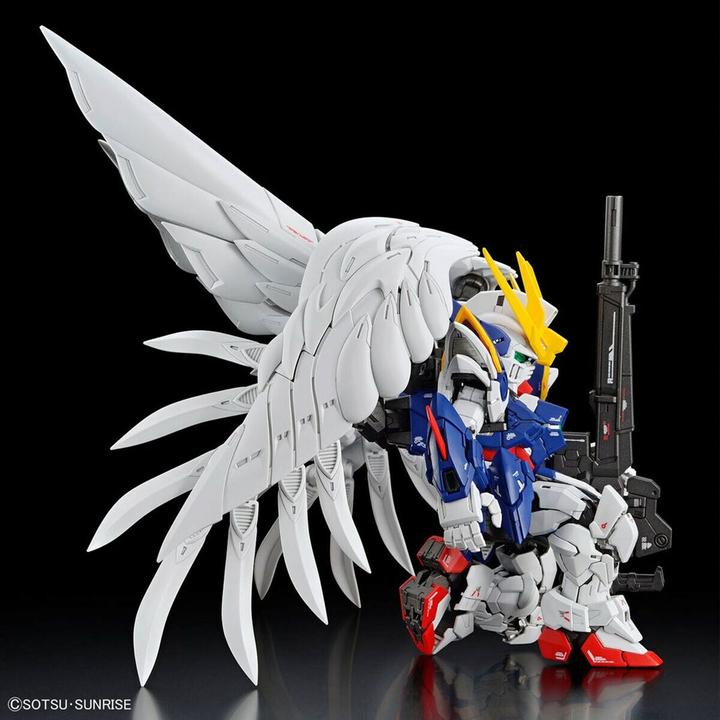Actual product image Bandai Gundam - Wing Zero Master Grade SD
