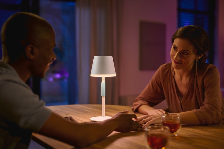 Image du produit Philips Hue Go (370 lm)