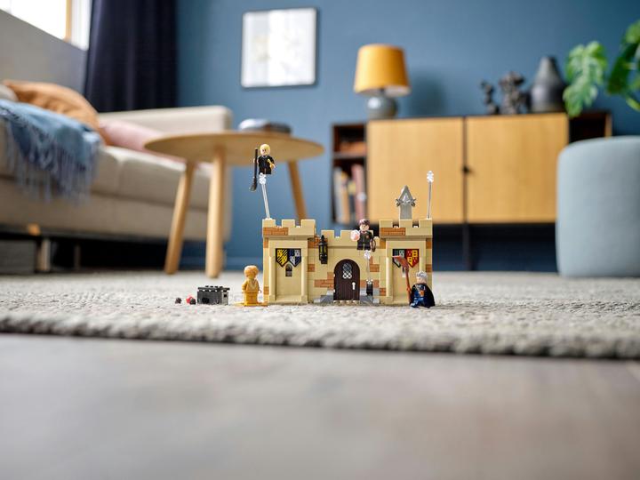 Produktbild LEGO Hogwarts: Erste Flugstunde (76395, LEGO Harry Potter)