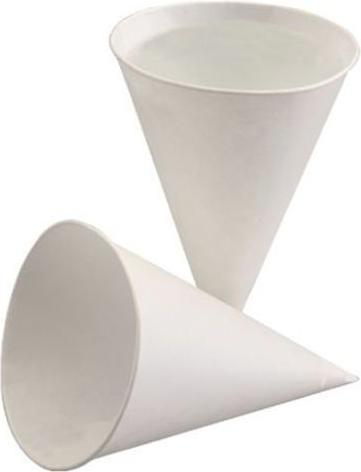 Actual product image Papstar Spouted beaker 150ml white (200x)