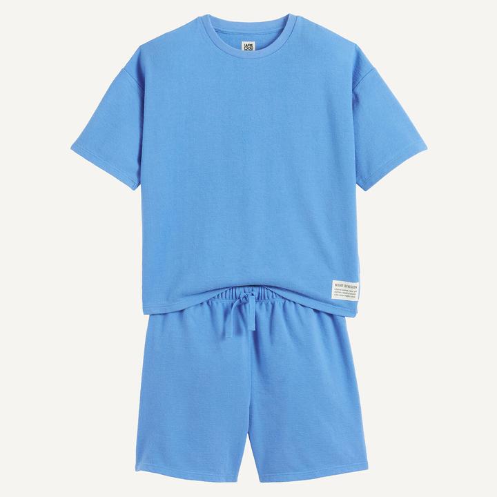 Blau