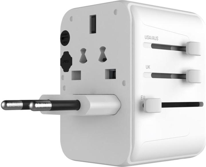 Actual product image Fixed Voyager 30W travel adapter for EU, UK and USA/AUS, with 1xUSB-C and 2xUSB output, GaN, PD 30W, white