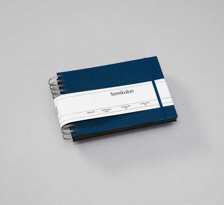 Produktbild Semikolon Fotoalbum Mini Mucho 25x16cm marineblau, Leinenbezug (10 x 15 cm, 9 x 13 cm)