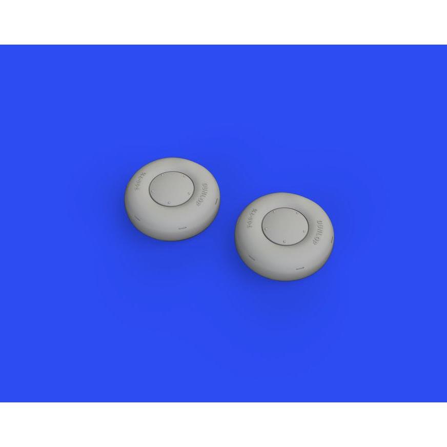 Eduard DH.82A Tiger Moth wheels 1/32 for ICM