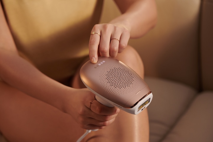 Actual product image Philips Lumea IPL Series 7000