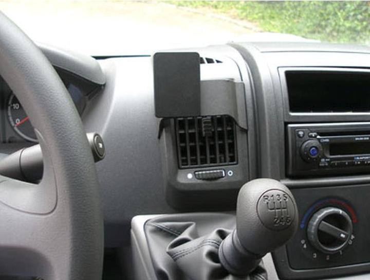 Actual product image Brodit ProClip Center mount - Holder for cell phone