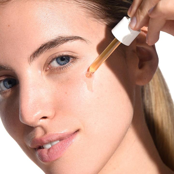Produktbild Veralab Tan Glow Serum - A Radiant Face Serum (Selbstbräunungsschaum, 30 ml)