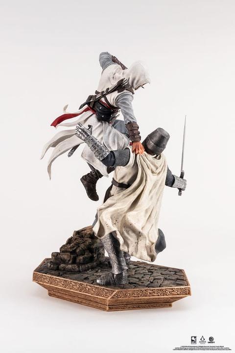 Actual product image Pure Arts Assassin's Creed Statue 1/6 Hunt for the Nine Scale Diorama 44 cm