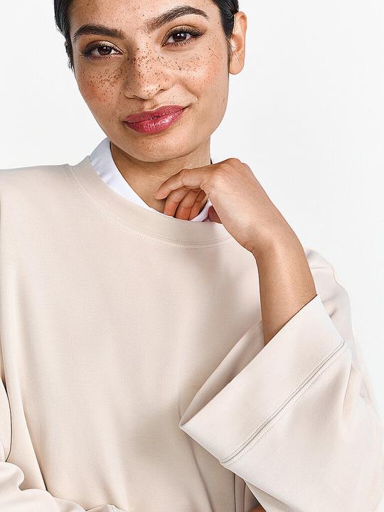 Actual product image Rich & Royal Sweater (M)