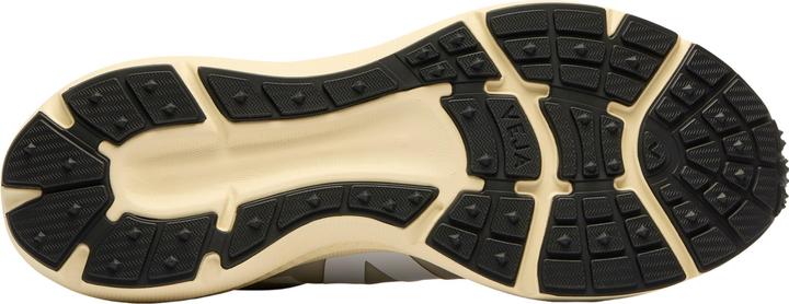 Actual product image Veja Condor 3 Advanced (40)