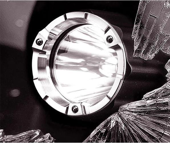 Produktbild Nextorch Taktische LED-Taschenlampe TA41, 2'600 Lumen (inkl. Akku) (2600 lm)