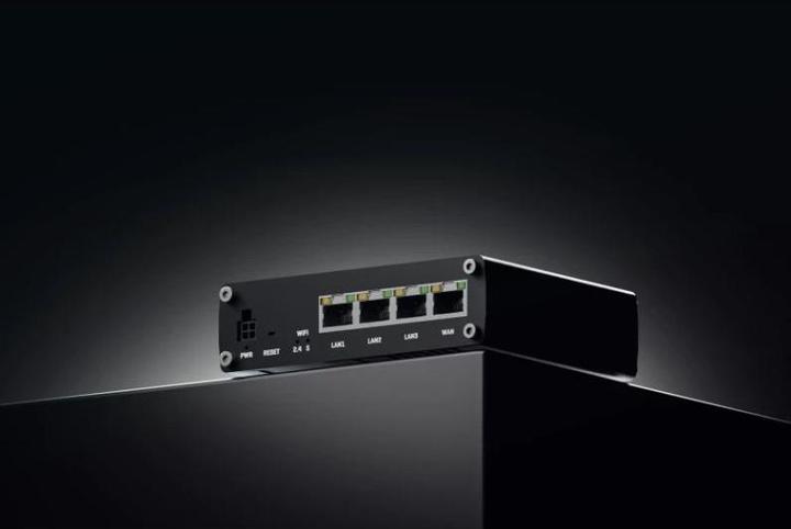 Actual product image Teltonika RUTM10