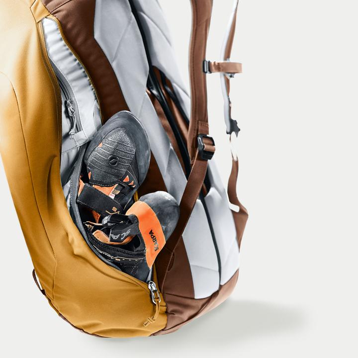 Actual product image Deuter Gravity Motion (40 l)