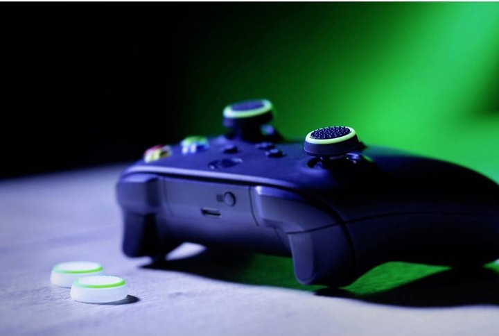Produktbild Trust GXT 267 Analoge Schlägergriffe (Xbox Series X, Xbox One X, Xbox One S, Xbox Series S)