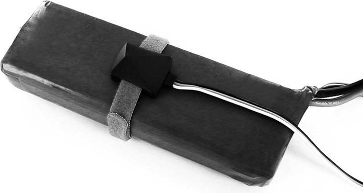 Actual product image SkyRC temperature sensor for chargers