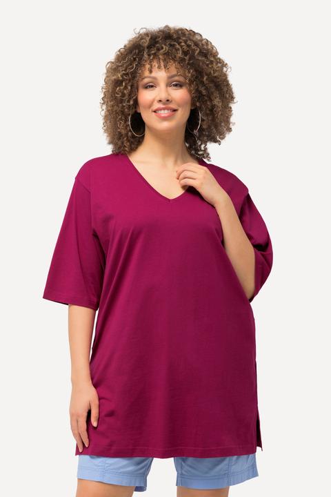 Actual product image Ulla Popken Basic V-Neck Relaxed Fit Short Sleeve Tee (54, 56)