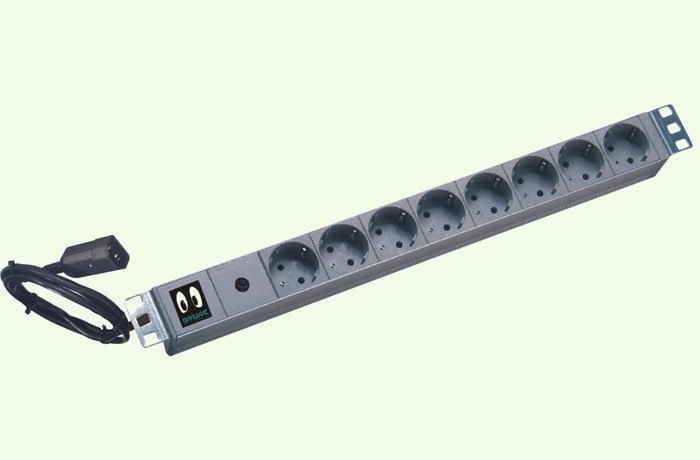 Actual product image Online UPS systems Socket strip (8 x, CEE 7/3, 1.80 m)