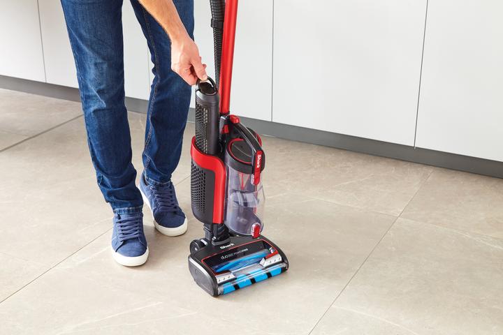 Produktbild Shark ICZ300EU Akku-Staubsauger + PowerFins und Get-Anywhere