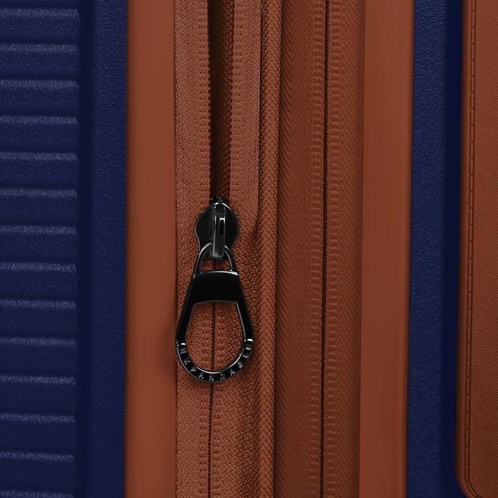 Image du produit Farmhood Eco Edition 02 4 Rollen Trolley 76 cm mit Dehnfalte (109 l)