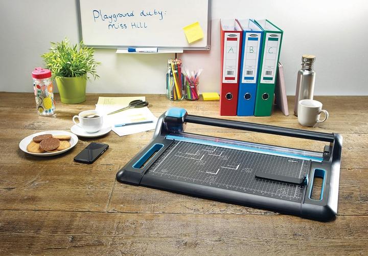 Actual product image Avery Precision Cutter, A3 (30 Sheets, A3)