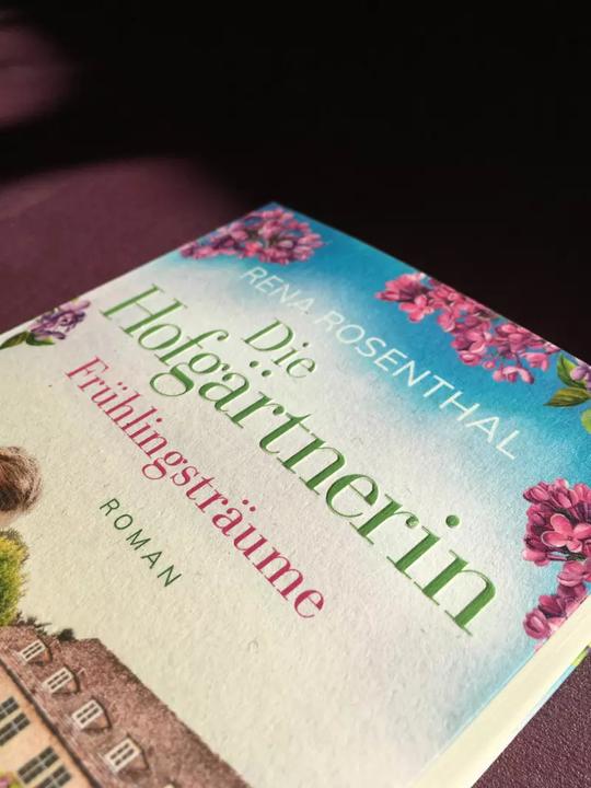 Produktbild Die Hofgärtnerin − Frühlingsträume (Deutsch, Rena Rosenthal, 2021)