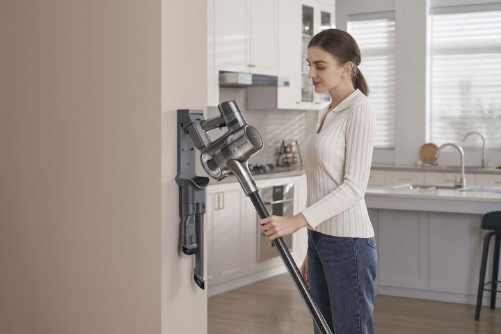 Actual product image Dreame R20