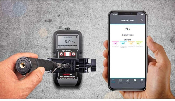 Actual product image Laserliner Tramex CMEX5 temperature and humidity measuring device