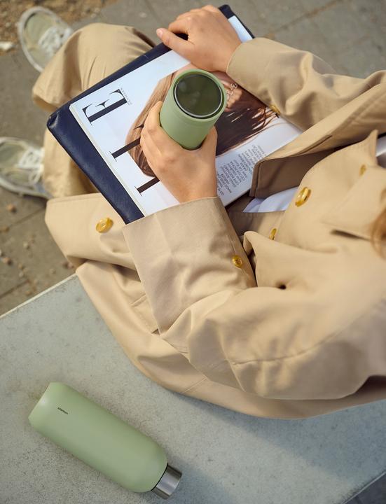 Actual product image Stelton - Keep Cool vacuum insulated bottle - Soft Fern Green - 0.6 l (0.60 l)