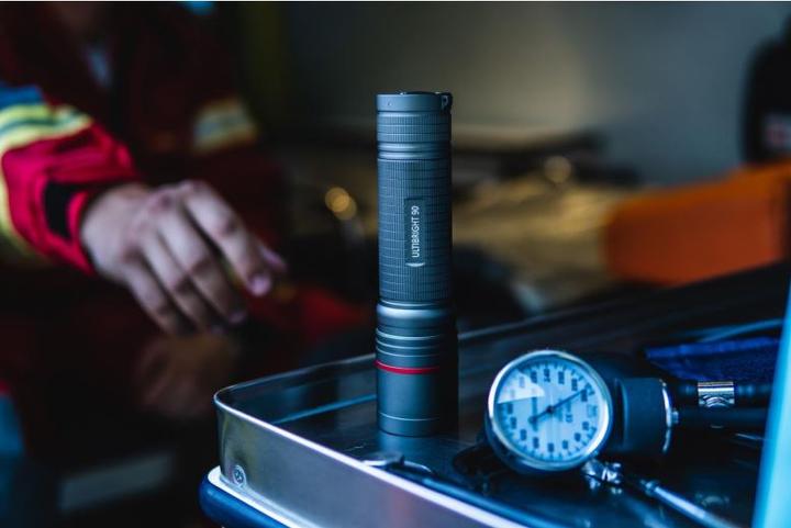 Emos Ultibright 90 (15.70 cm, 200 lm)