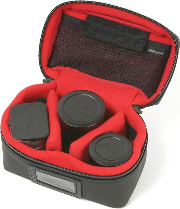 Actual product image Artisan & Artist ACAM-61D BLK (Camera shoulder bag)