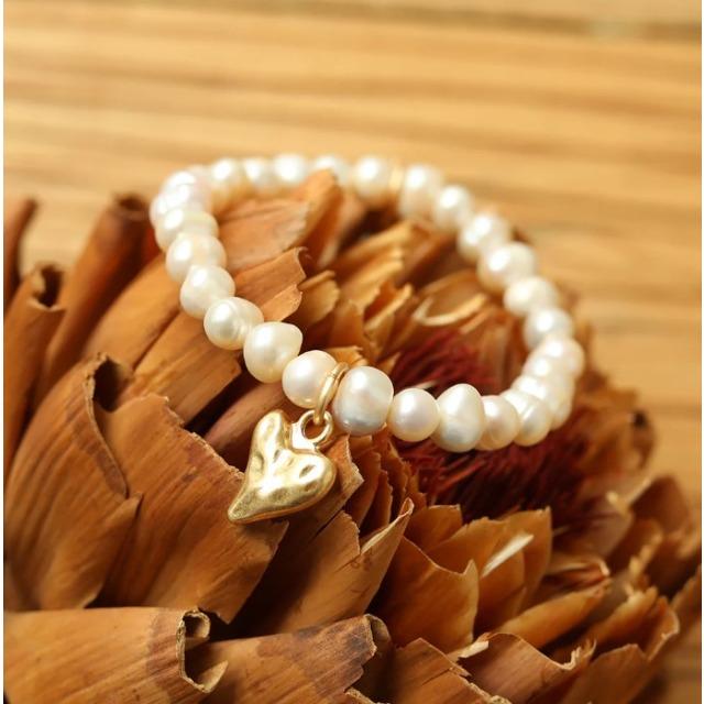 Image du produit Andreani Armband aus echten Süsswasserperlen mit Herzanhänger von (18 cm)