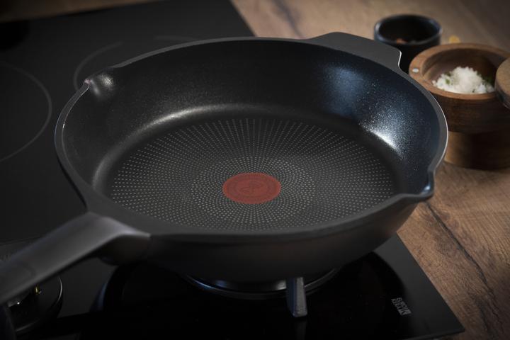 Produktbild Tefal Bratpfanne Robusto (28 cm, Bratpfanne, Aluminiumguss)