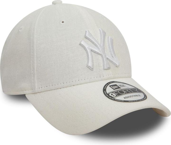 Actual product image New Era 9Forty Strapback Cap - Canvas New York Yankees White