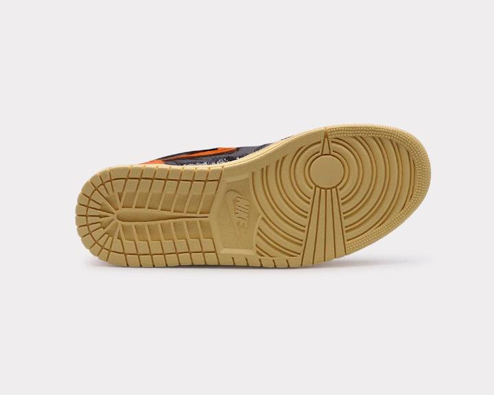 Image du produit Nike Air Jordan 1 High OG (44)