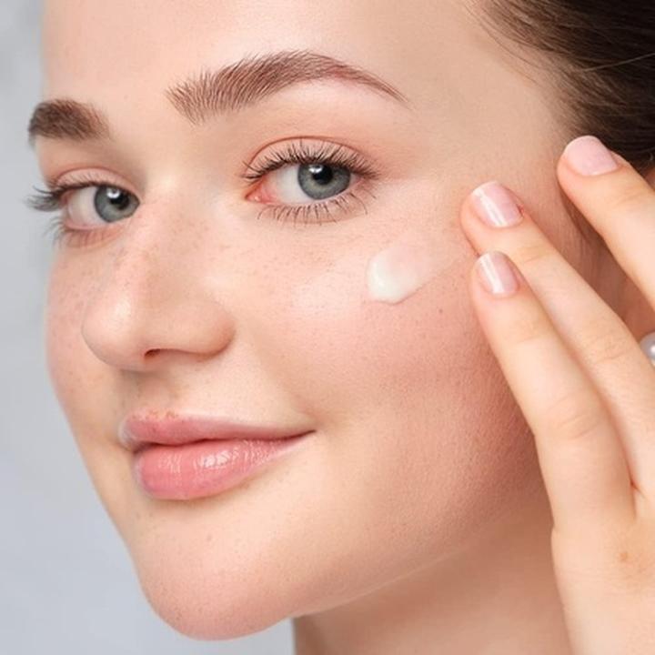 Produktbild Artdeco Skin Yoga Face (30 ml)