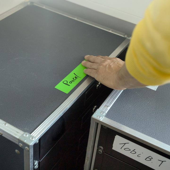 Image du produit Adam Hall Ruban adhésif tissé vert fluo (L x (38 mm)