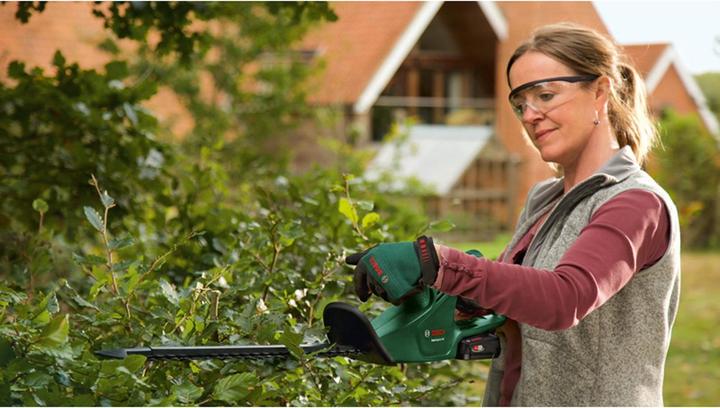 Produktbild Bosch Home & Garden EasyHedgeCut 18V-52-13 (Akkubetrieb)