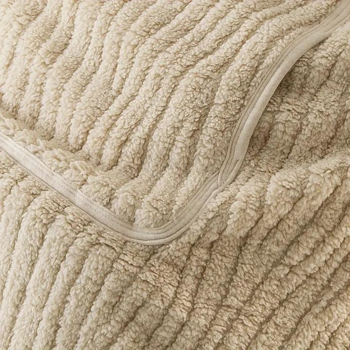 Actual product image Milkii Winter cover