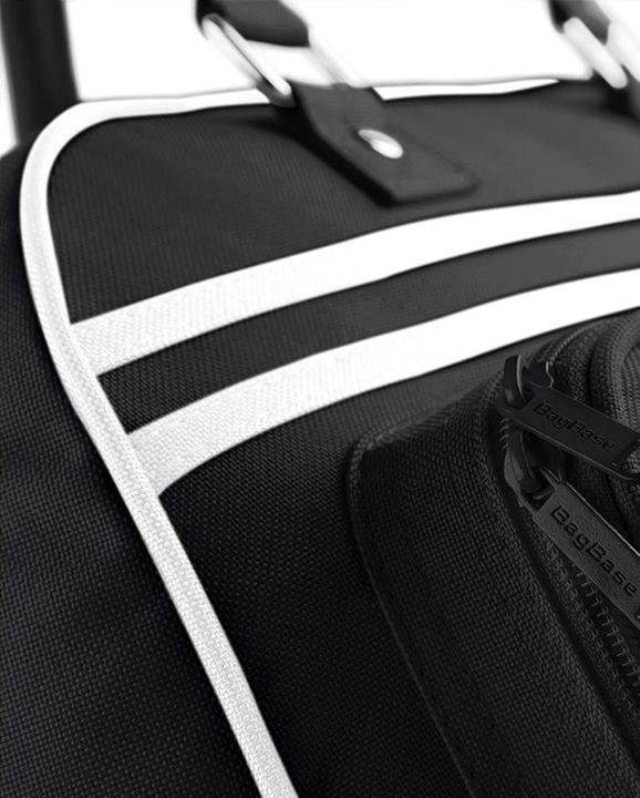 Actual product image Bagbase Retro bowling bag (23 litres) (23 l)