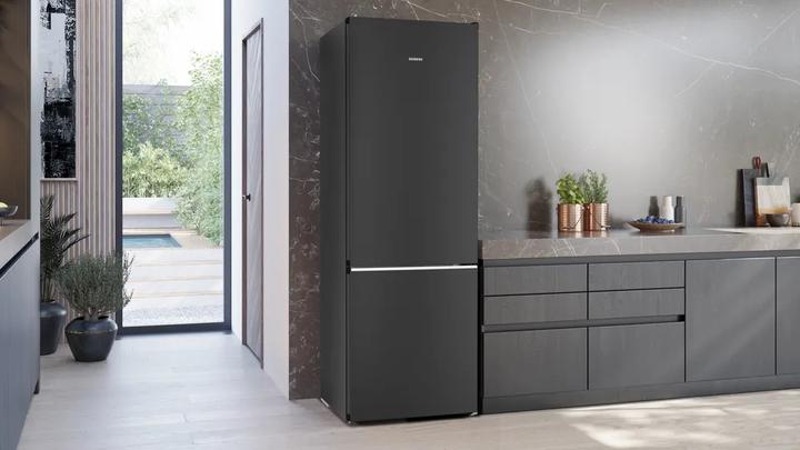 Produktbild Siemens iQ500, free-standing fridge-freezer with freezer at bottom, 203 x 70 cm, BlackSteel, KG49N4XAF (440 l)