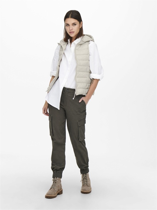 Actual product image Only Quilted vest (S)