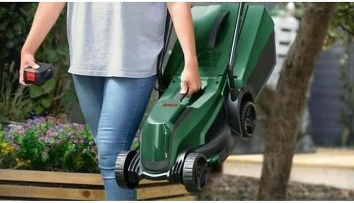 Image du produit Bosch Home & Garden Easy Mower 18V-32-200 Solo (Fonctionnement sur batterie)