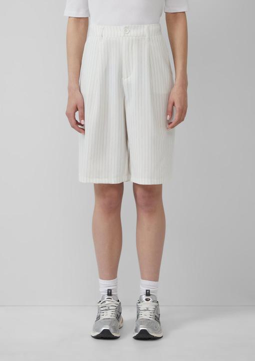 Actual product image S.Oliver Hose Nadelstreifen-Bermuda (40)