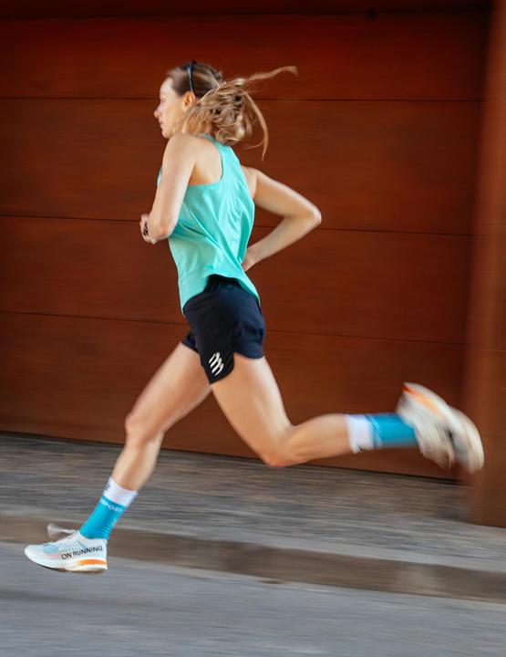 Produktbild Compressport Performance Singlet W (S)