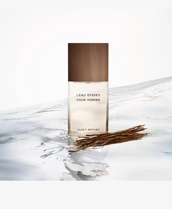 Actual product image Issey Miyake Eau & Vét Eau de Toilette Intense (Eau de toilette, 100 ml)