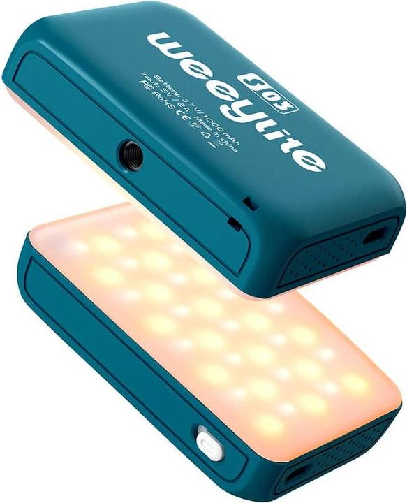Actual product image Weeylite S03 portable pocket RGB Light Blue (Video light)