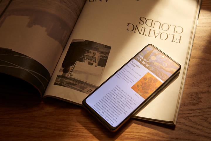 Produktbild TCL 40 NxtPaper (256 GB, Midnight Blue, 6.78", Dual SIM, 50 Mpx, 4G)