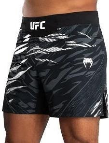 Produktbild UFC Fusion by Venum Authentic Fight Night Men’s Fight Short / Short Fit / Schwarz / Large (L)