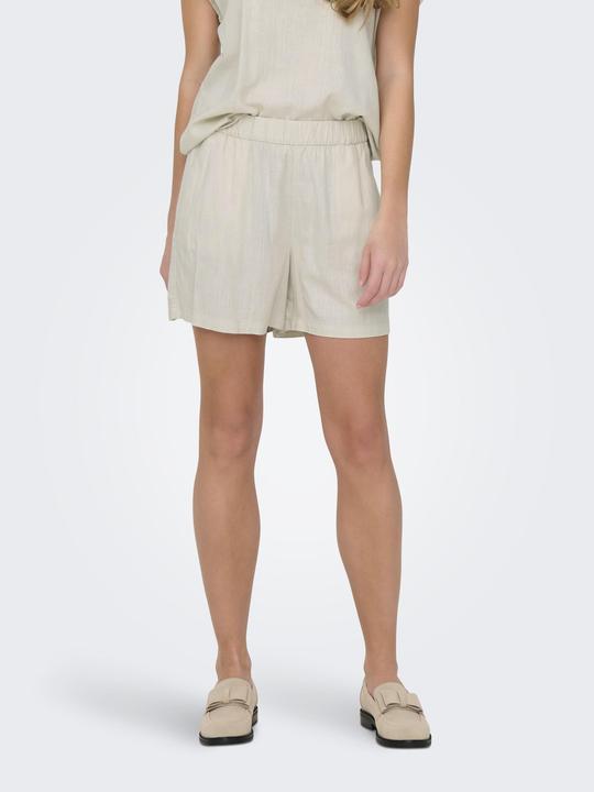 Actual product image JdY JDYCAYA Hohe Taille Normal geschnitten Shorts Shorts (XL)